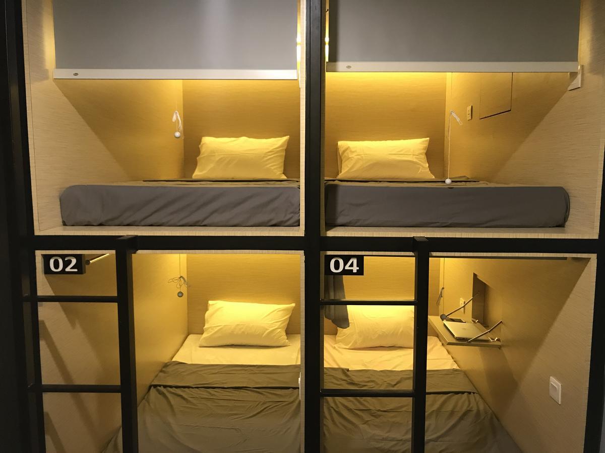 Innbox Capsule Hotel Jember Exterior photo